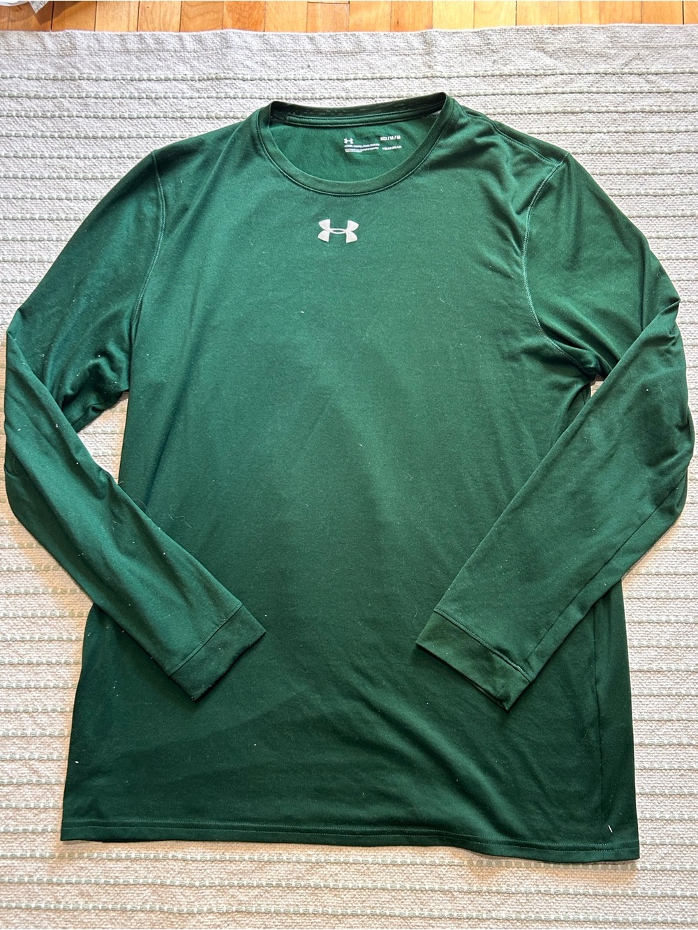 3/15$ Under Armour Forest Green Shirt